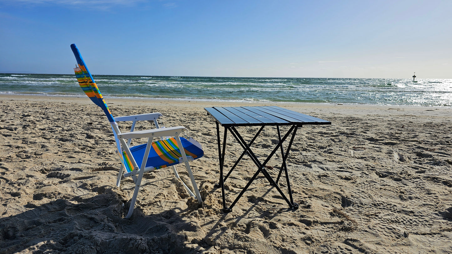 Light Folding beach chair and table comble